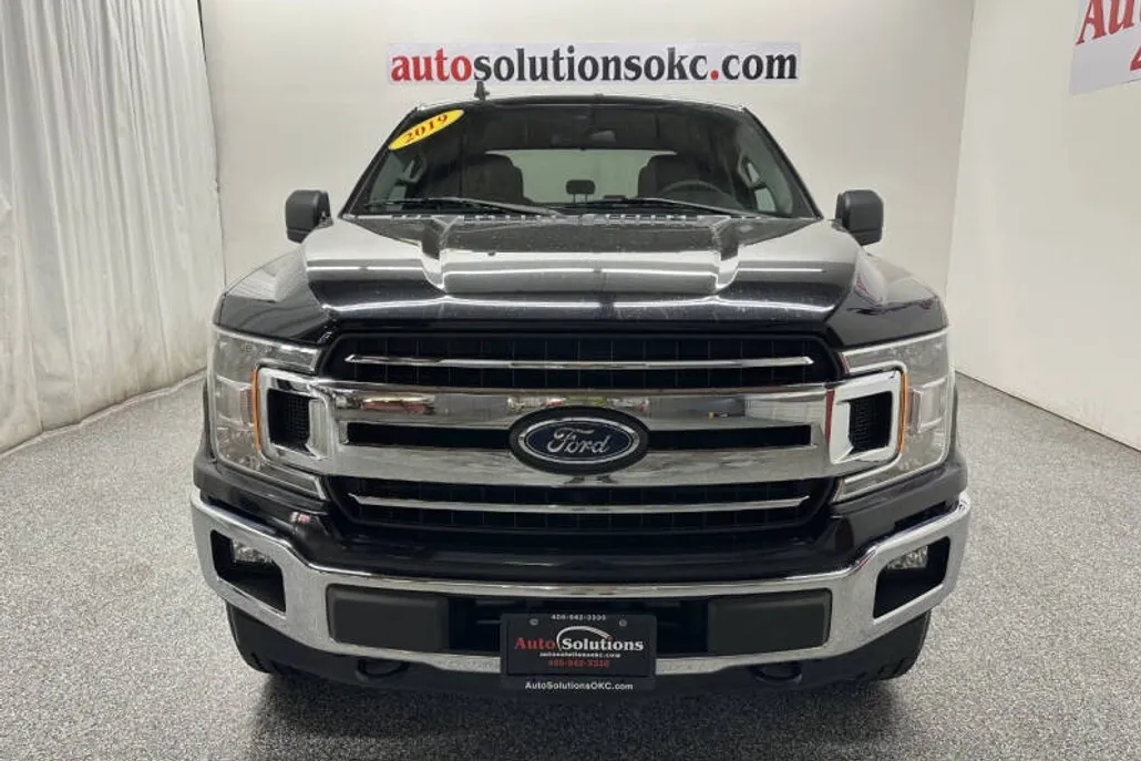 2019 Ford F-150 XLT photo 1