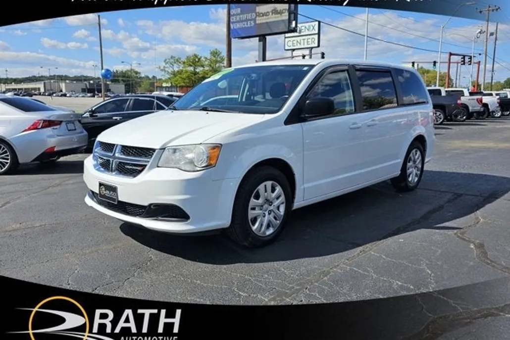 2018 Dodge Grand Caravan SE photo 1