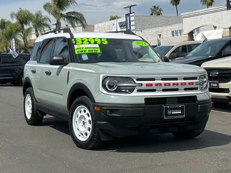 2024 Ford Bronco Sport Heritage photo 1