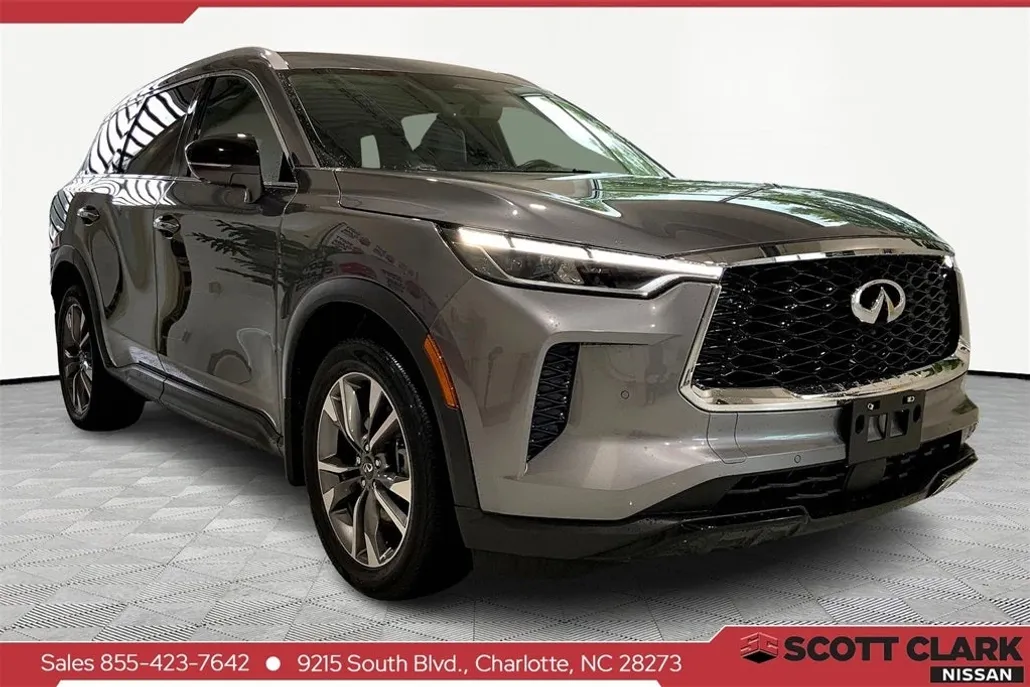 2023 Infiniti QX60 Luxe photo 1