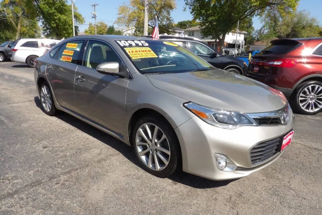 2014 Toyota Avalon XLE photo 1