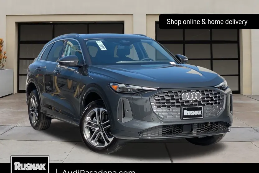 2025 Audi Q5 Premium photo 1
