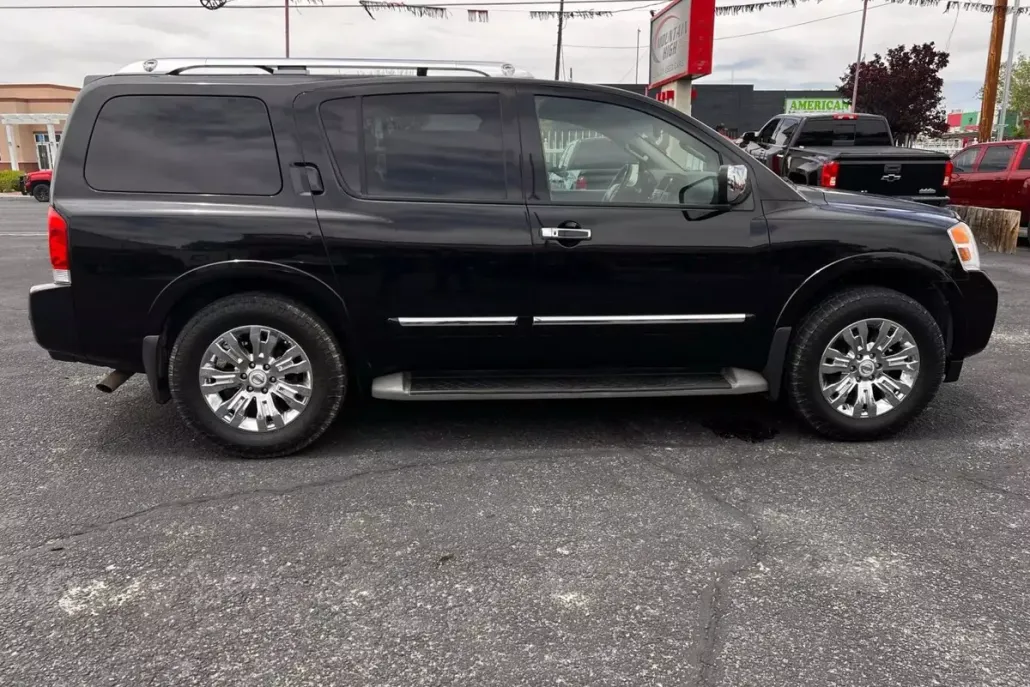 2015 Nissan Armada Platinum photo 1