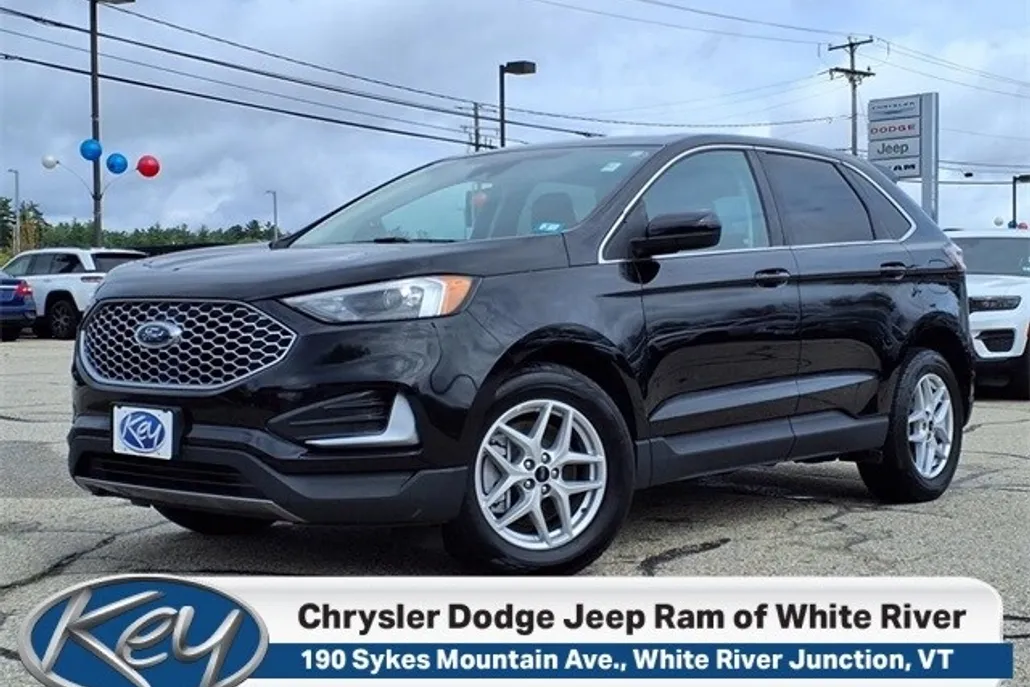 2023 Ford Edge SEL photo 1