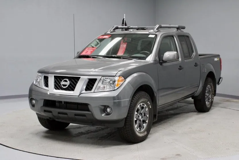 2020 Nissan Frontier Crew Cab PRO-4X photo 1