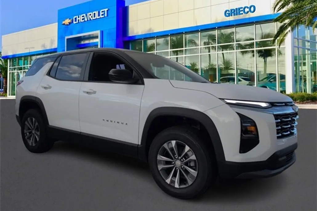 2026 Chevrolet Equinox LT photo 1