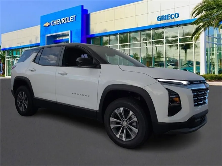 2026 Chevrolet Equinox LT photo 1