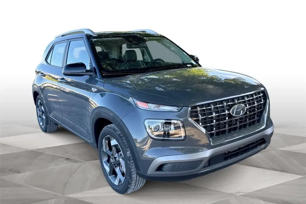 2025 Hyundai Venue Limited photo 1