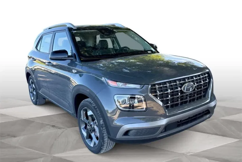 2025 Hyundai Venue Limited photo 1