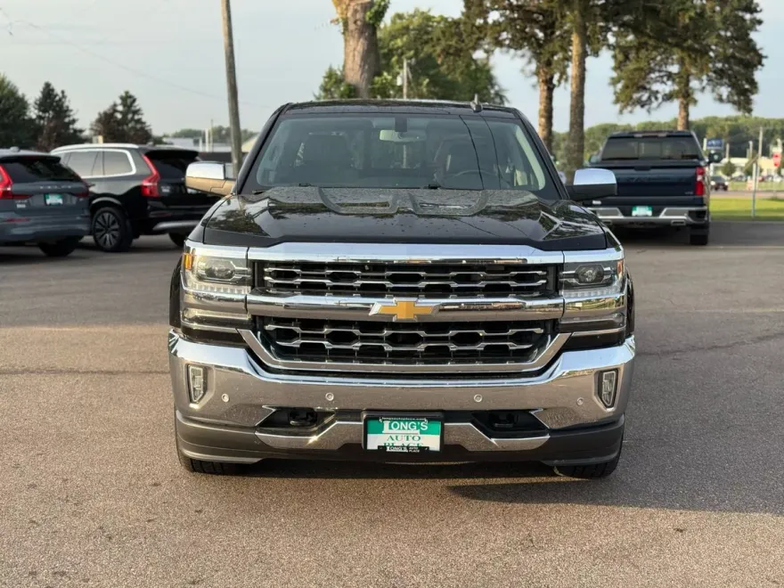 2018 Chevrolet Silverado LTZ photo 1
