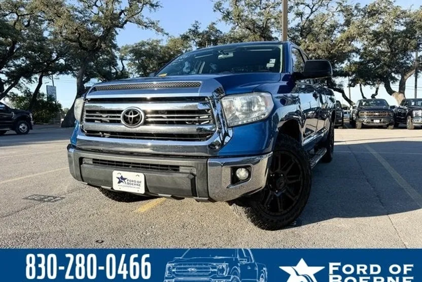 2017 Toyota Tundra Base photo 1