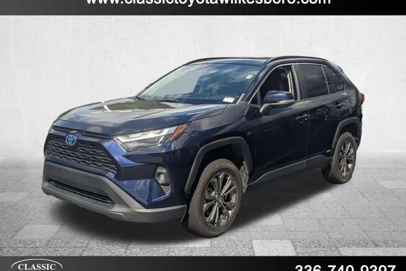 2022 Toyota RAV4 Hybrid XLE Premium photo 1