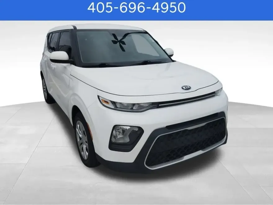 2020 Kia Soul LX photo 1