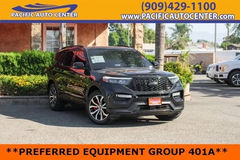 2021 Ford Explorer ST photo 1