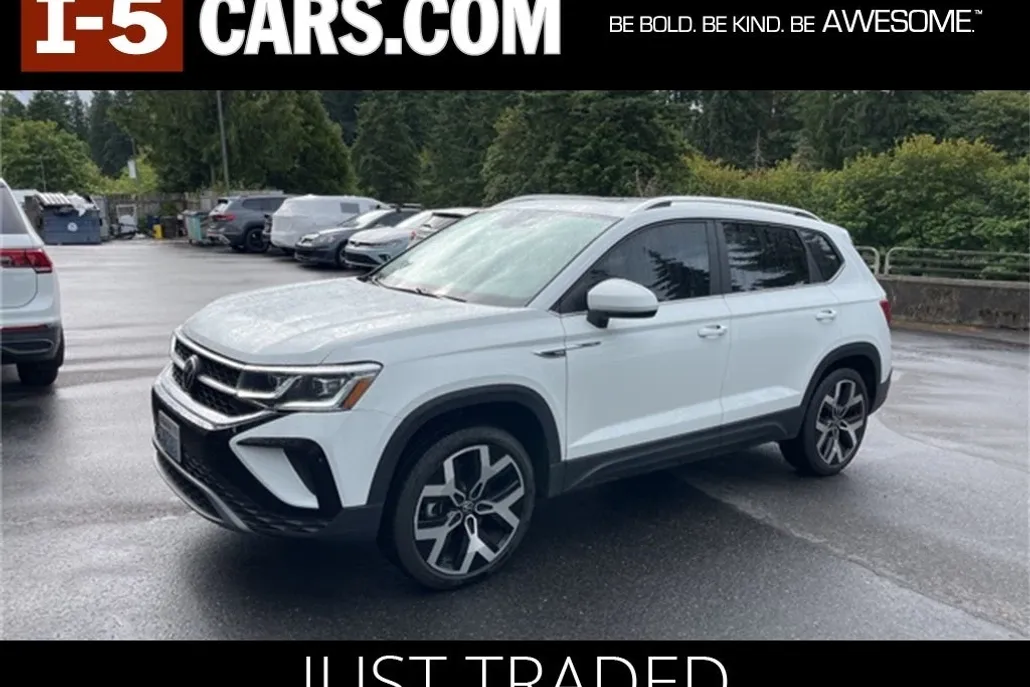 2022 Volkswagen Taos SEL photo 1