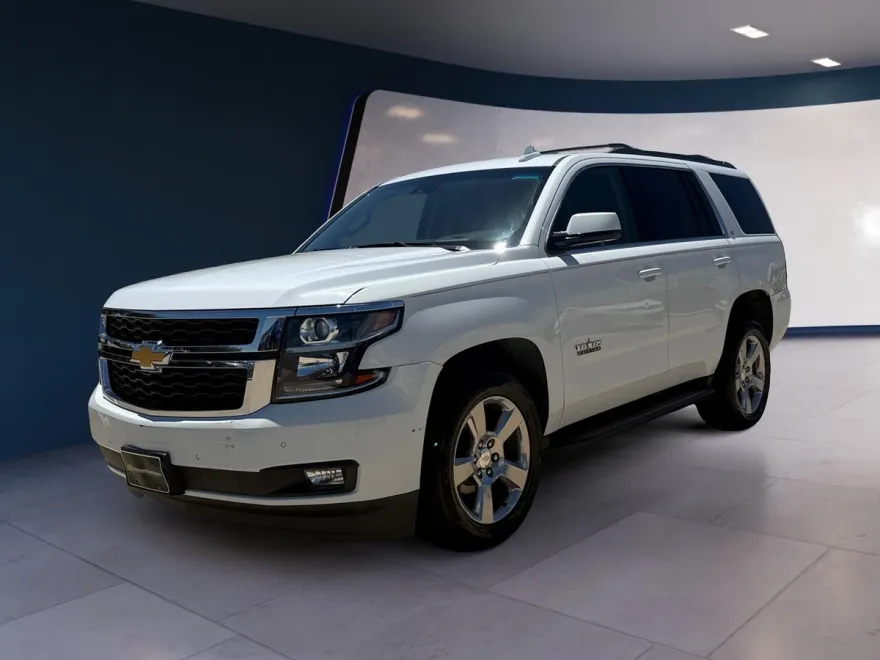 2019 Chevrolet Tahoe LT photo 1