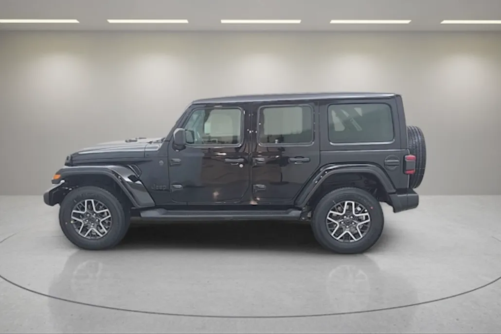 2025 Jeep Wrangler Sahara photo 1