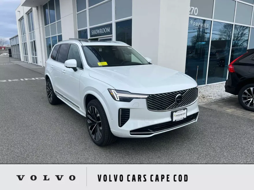 2025 Volvo XC90 T8 Plus photo 1