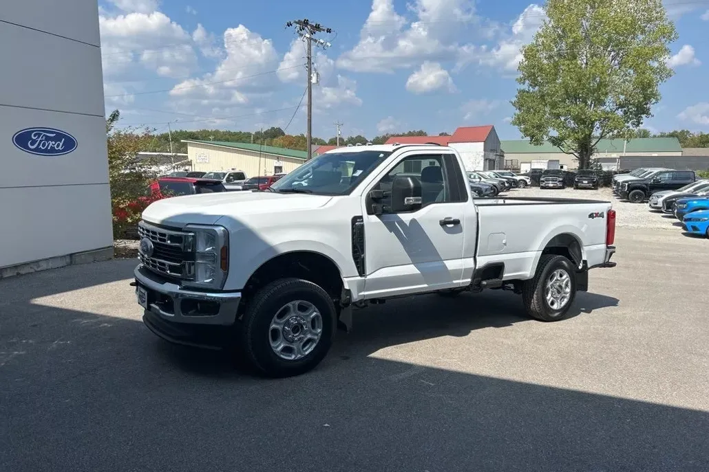2026 Ford F-250 XLT photo 1