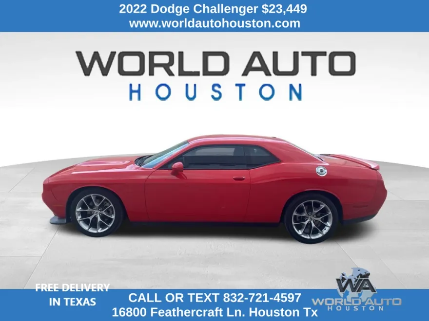 2022 Dodge Challenger GT photo 1