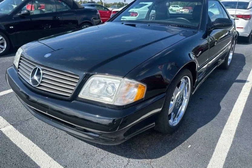 2002 Mercedes Benz SL 500 photo 1