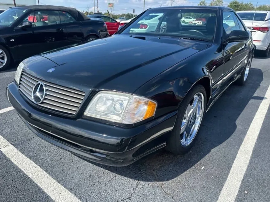 2002 Mercedes Benz SL 500 photo 1