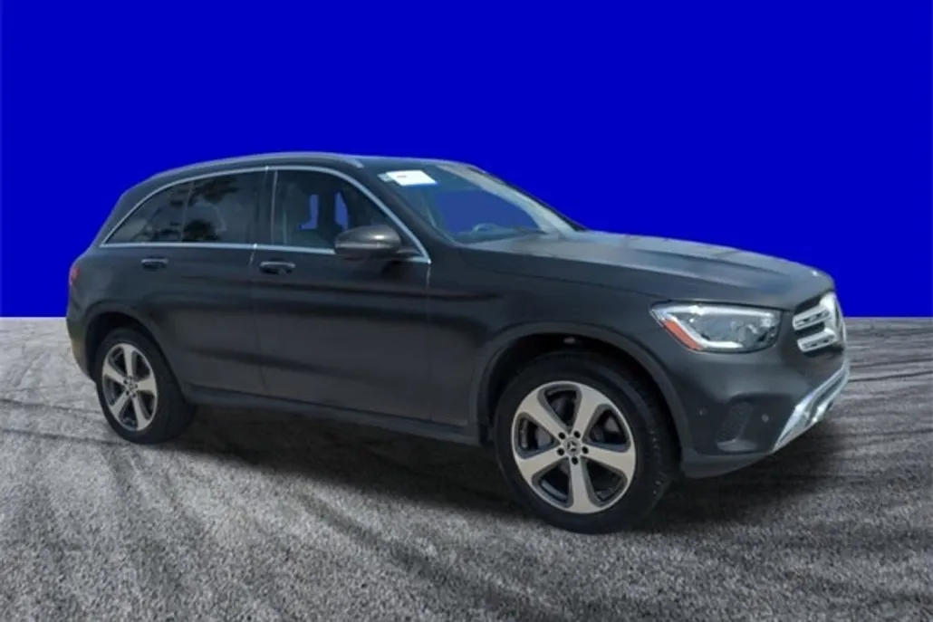 2022 Mercedes Benz GLC 300 photo 1