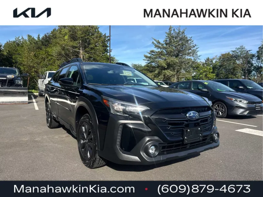 2023 Subaru Outback Onyx Edition photo 1