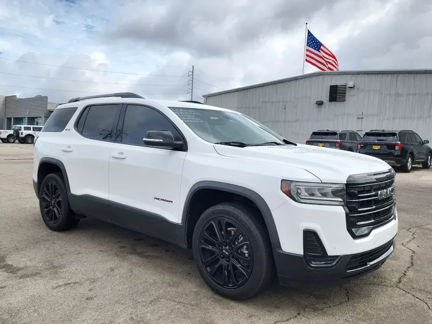 2022 Gmc Acadia SLE photo 1