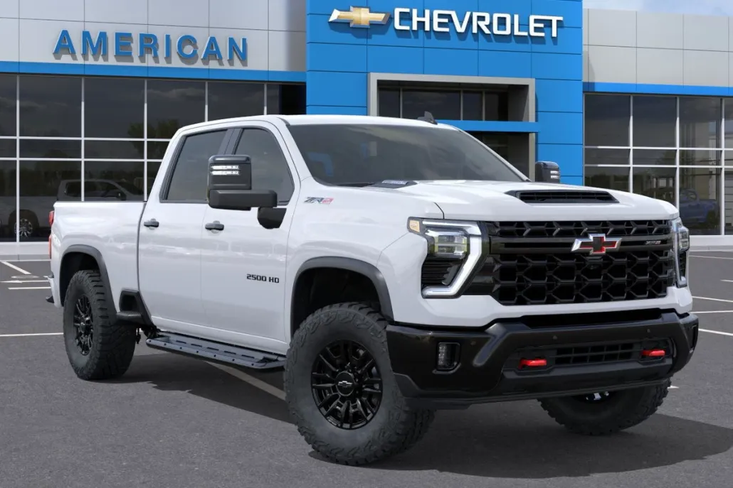 2026 Chevrolet Silverado 2500HD ZR2 photo 1