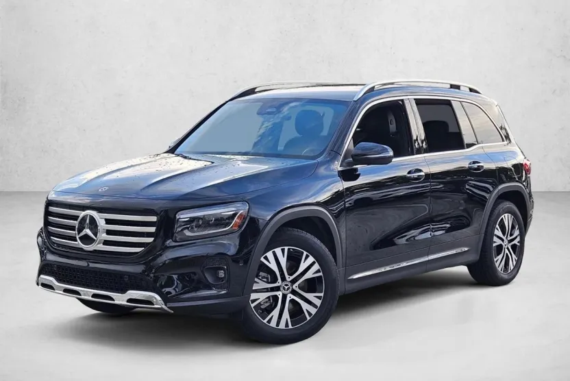 2025 Mercedes Benz GLB 250 photo 1