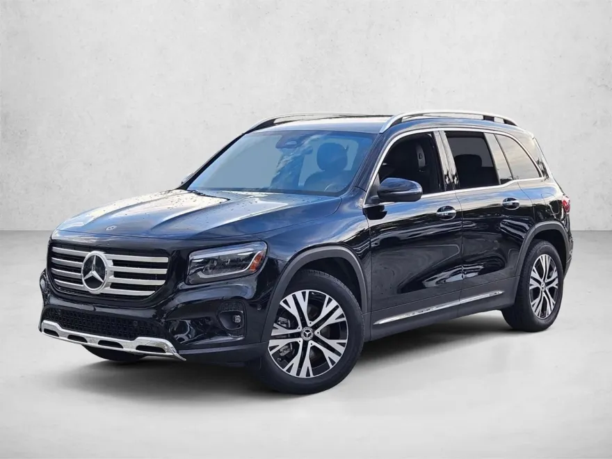 2025 Mercedes Benz GLB 250 photo 1