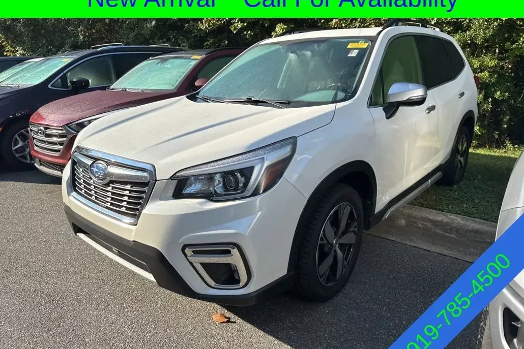 2019 Subaru Forester Touring photo 1