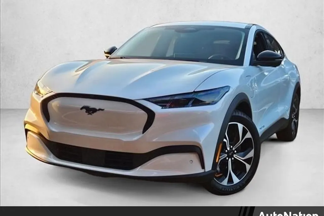2025 Ford Mustang Mach-E Select photo 1