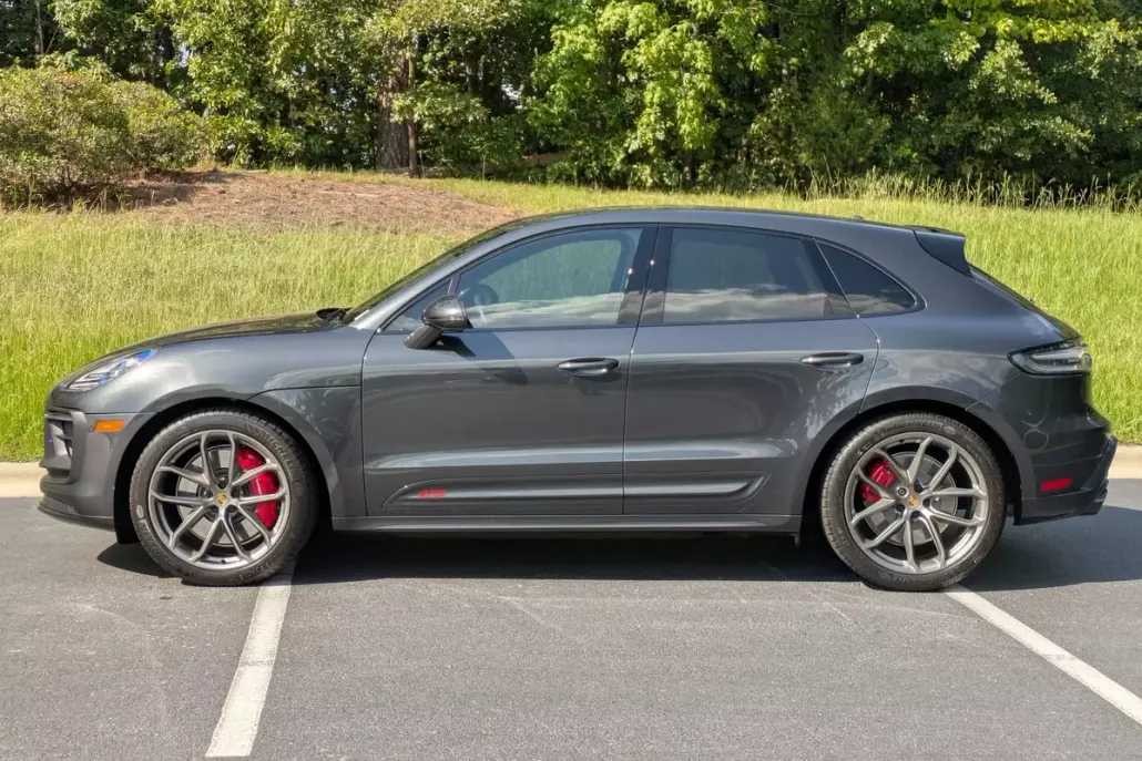 2023 Porsche Macan GTS photo 1