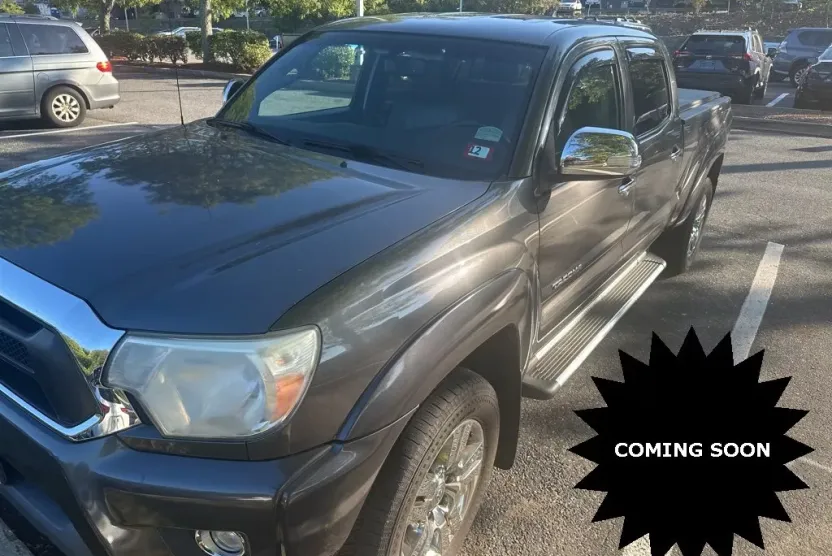 2013 Toyota Tacoma Base V6 4x4 photo 1