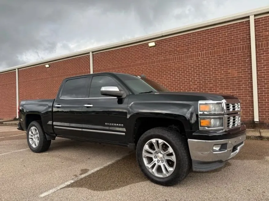 2015 Chevrolet Silverado 1500 Z71 LTZ photo 1