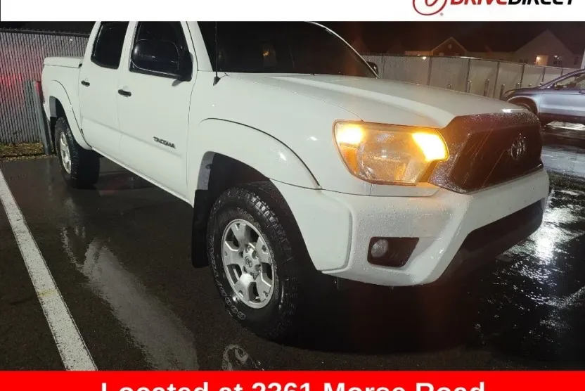 2015 Toyota Tacoma Base V6 photo 1