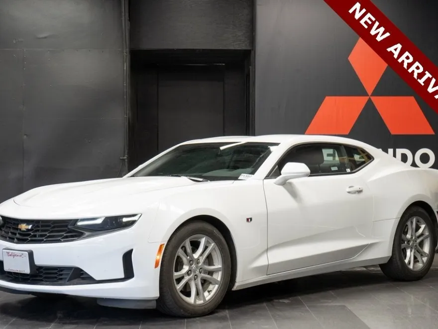 2021 Chevrolet Camaro 1LS photo 1
