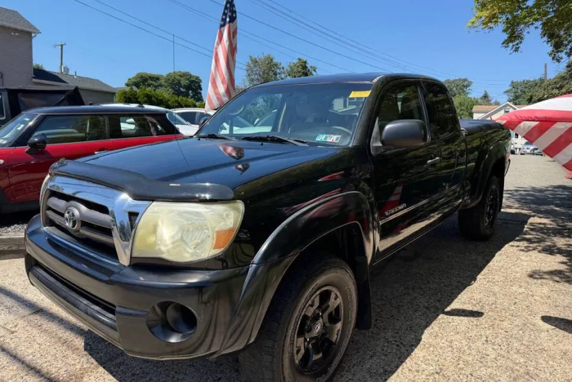 2009 Toyota Tacoma Base photo 1