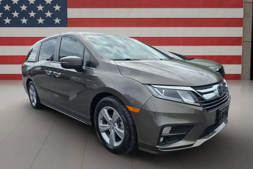 2020 Honda Odyssey EX-L photo 1