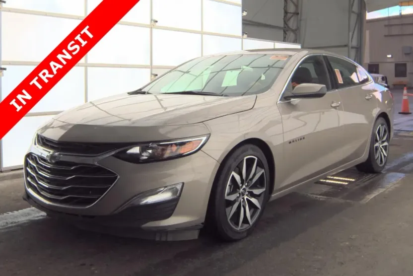 2022 Chevrolet Malibu RS photo 1