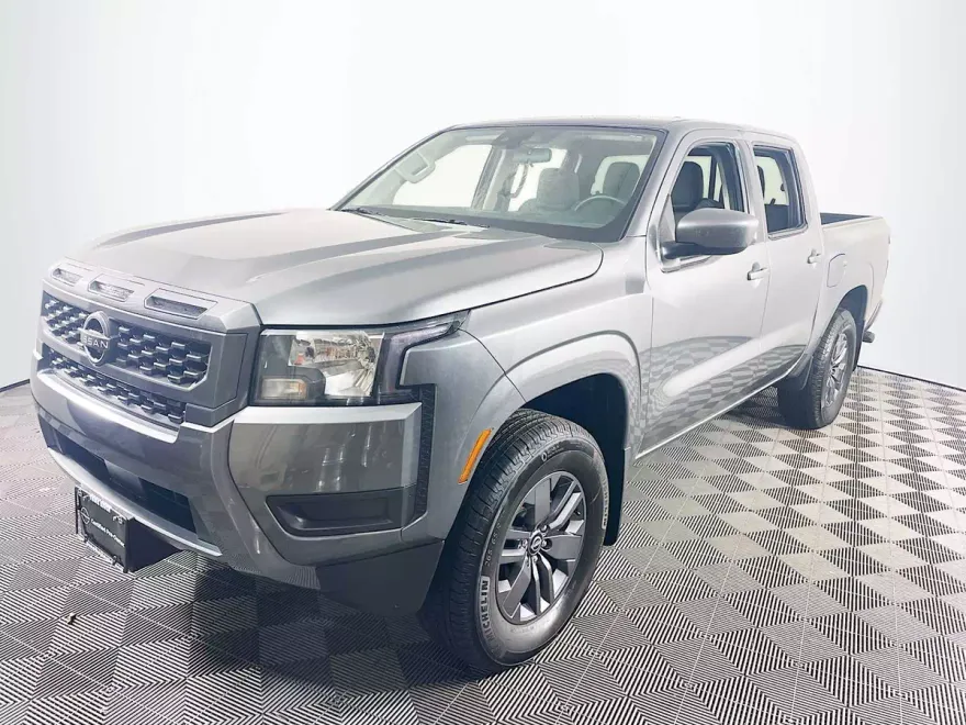 2025 Nissan Frontier Crew Cab SV photo 1