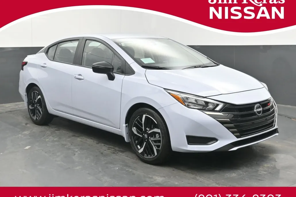 2025 Nissan Versa SR photo 1