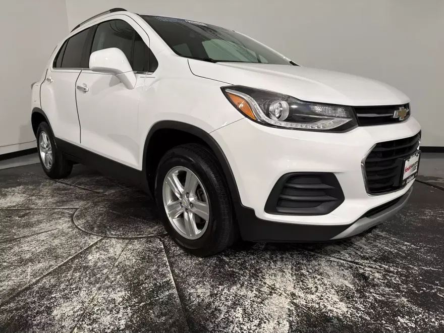 2019 Chevrolet Trax LT photo 1