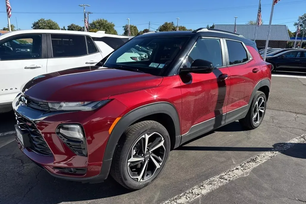 2023 Chevrolet Trailblazer RS photo 1