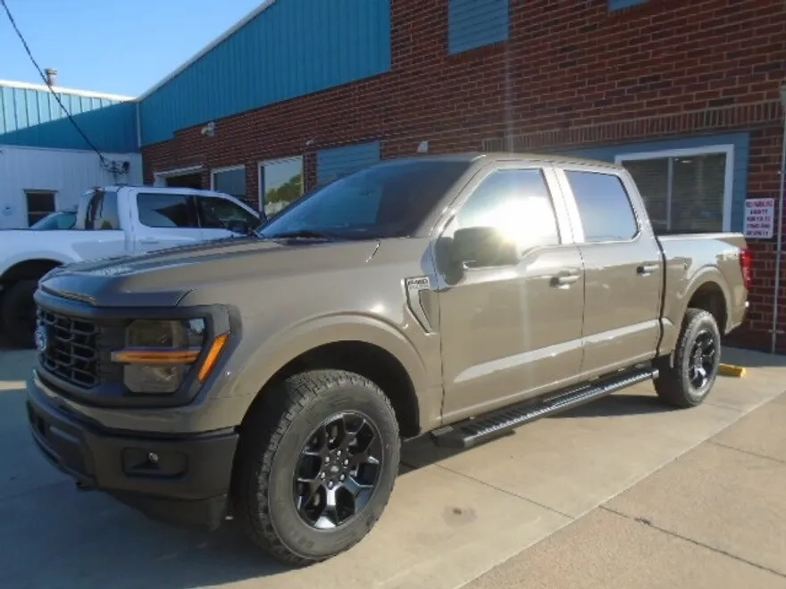 2025 Ford F-150 STX photo 1