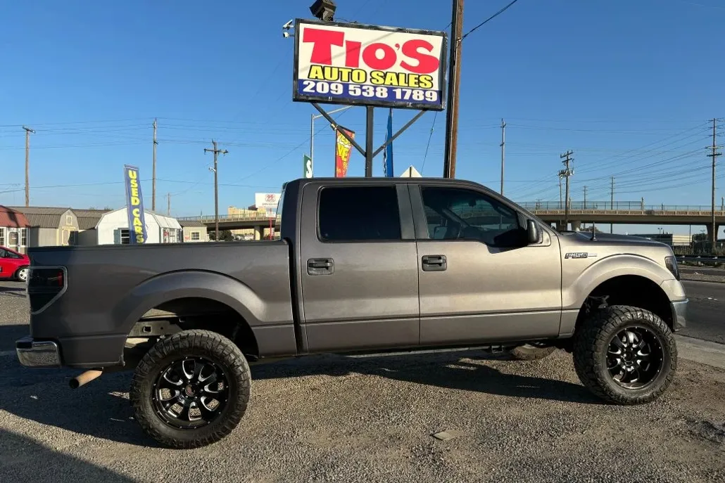 2014 Ford F-150 photo 1