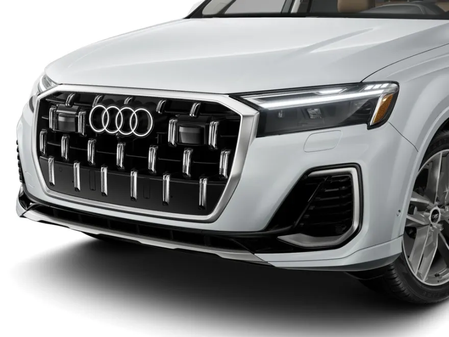 2025 Audi Q7 55 Premium Plus photo 1