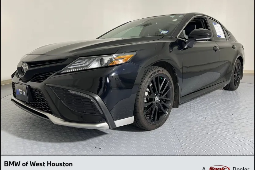 2023 Toyota Camry XSE photo 1